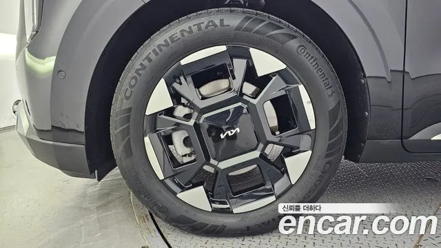 Kia Carnival — Фото автомобиля 5