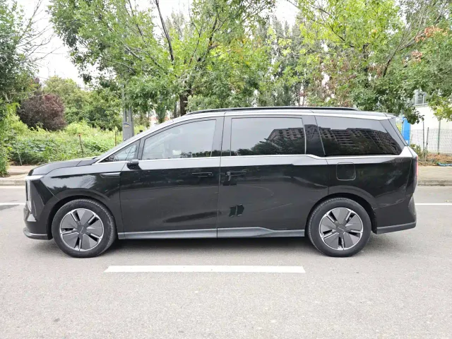 Maxus Dajia 7 — Фото автомобиля 7