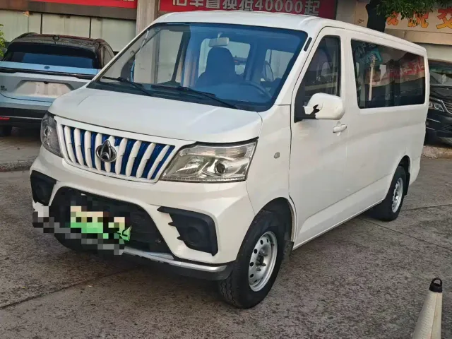 Фотография автомобиля — Changan Ruixing EM80
