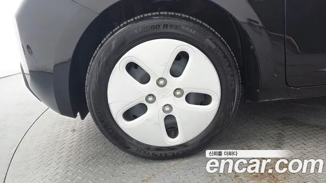 Kia RAY Новый Kia Ray Фургон — Фото автомобиля 5