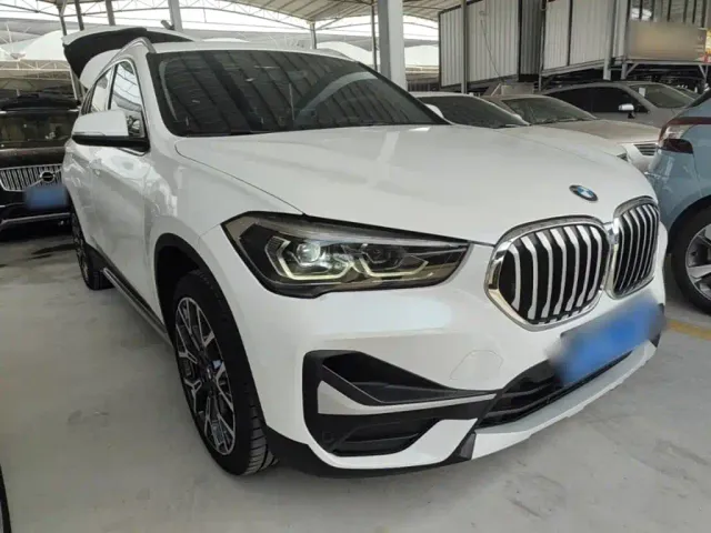 BMW X1 — Фото автомобиля 3