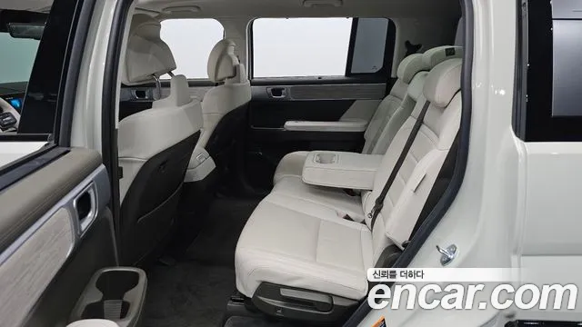 Hyundai Santa Fe — Фото автомобиля 16