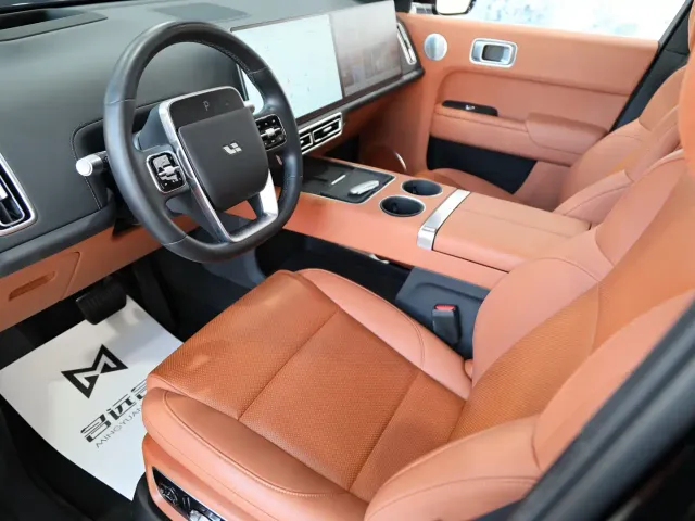Li Auto L9 — Фото автомобиля 6