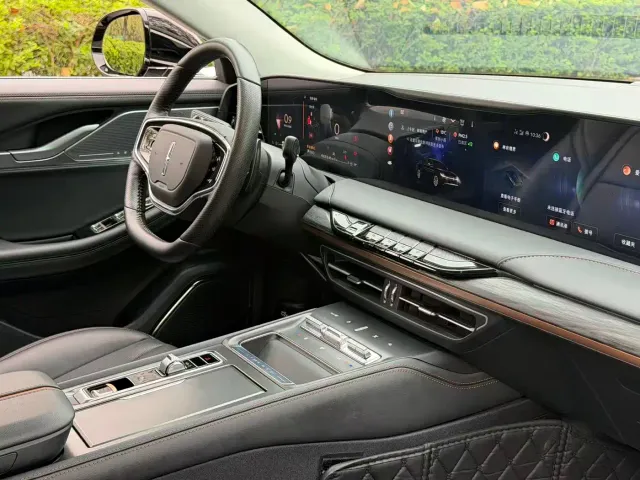 Lincoln Z — Фото автомобиля 21