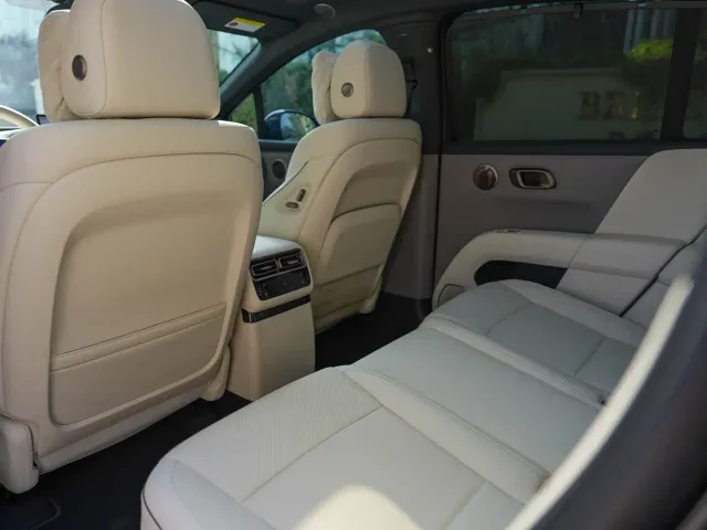 Li Auto i6 — Фото автомобиля 17