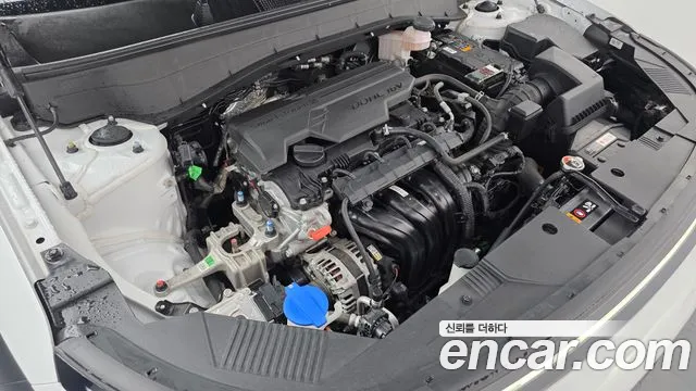 Hyundai Kona Kona (SX2) Бензин 2.0 2WD — Фото автомобиля 6