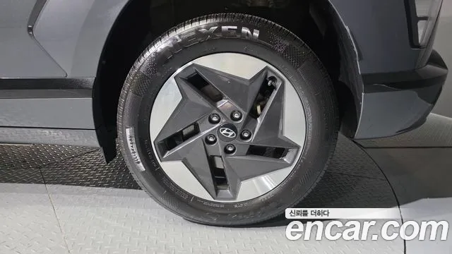 Hyundai Kona SX2 — Фото автомобиля 6