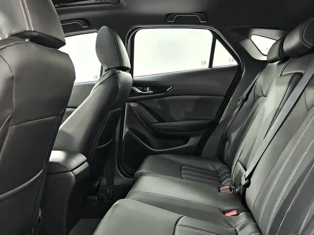 Mazda CX-4 — Фото автомобиля 21