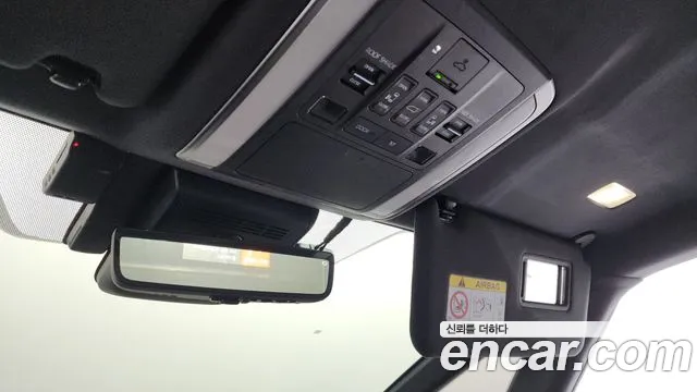 Toyota Alphard — Фото автомобиля 20