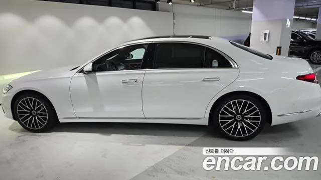 Mercedes-Benz S-Class W223 — Фото автомобиля 8