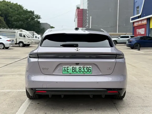 Nio ET5 Touring — Фото автомобиля 16