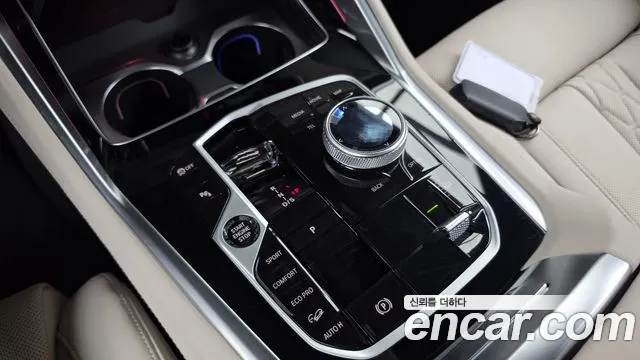 BMW X6 xDrive40i M Sport — Фото автомобиля 9