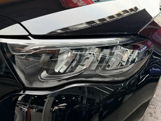 Mercedes-Benz E-Class — Фото автомобиля 4