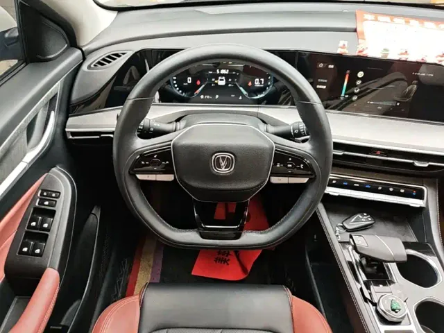 Changan Eado — Фото автомобиля 10