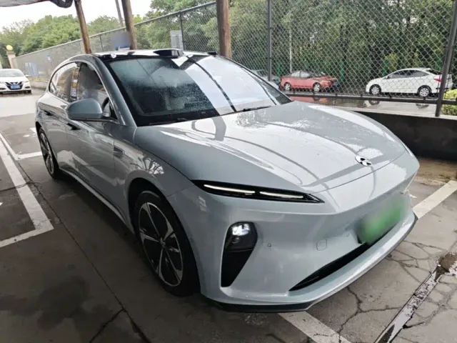 Nio ET5 Touring — Фото автомобиля 3