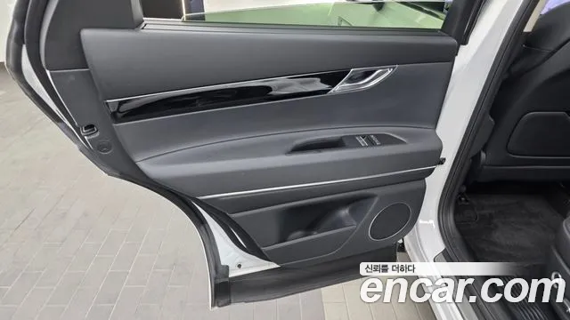 Genesis GV80 2.5T Бензин AWD — Фото автомобиля 22