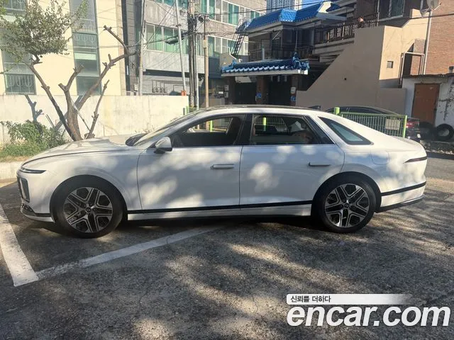 Hyundai Grandeur GN7 — Фото автомобиля 6