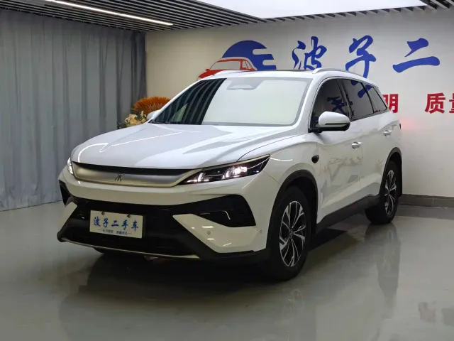 Фотография автомобиля — BYD Song Pro