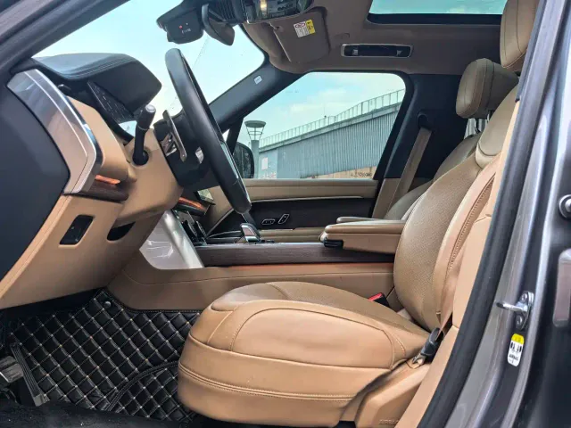 Land Rover Range Rover — Фото автомобиля 7