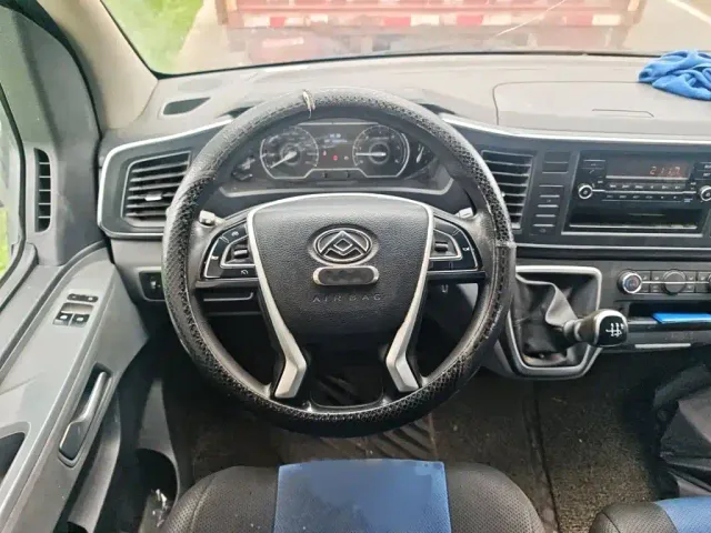 Maxus Xintu V80 — Фото автомобиля 2