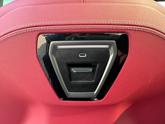BMW 5 Series — Фото автомобиля 18
