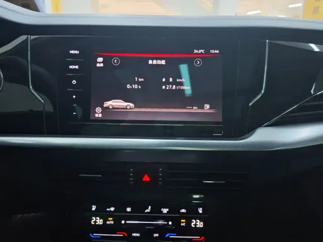 Volkswagen Passat — Фото автомобиля 12