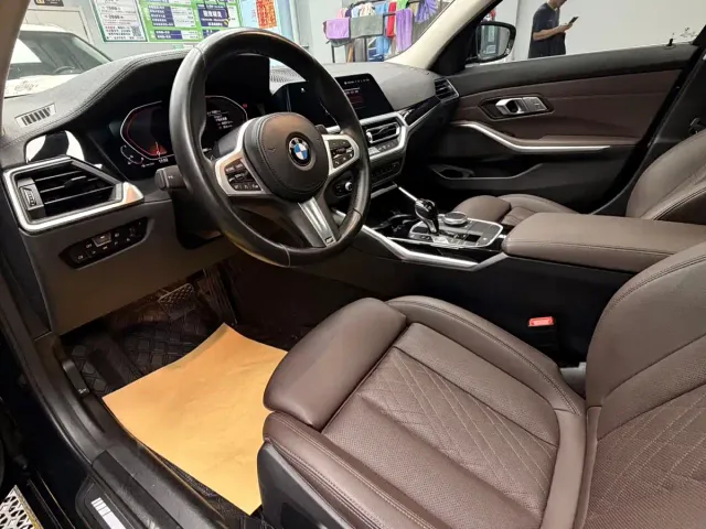 BMW 3 Series — Фото автомобиля 8