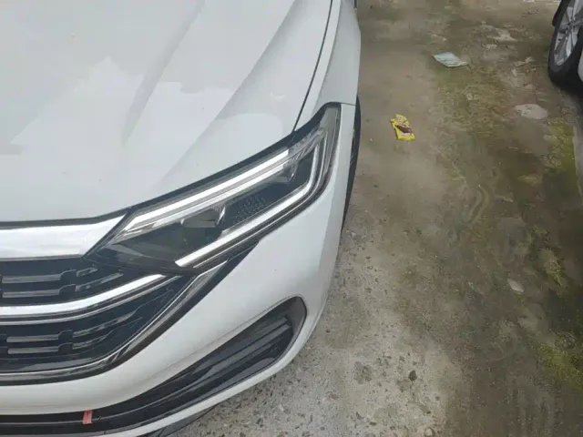 Volkswagen Sagitar — Фото автомобиля 5