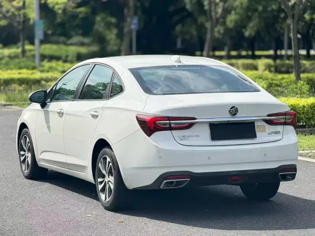 Buick Verano — Фото автомобиля 7