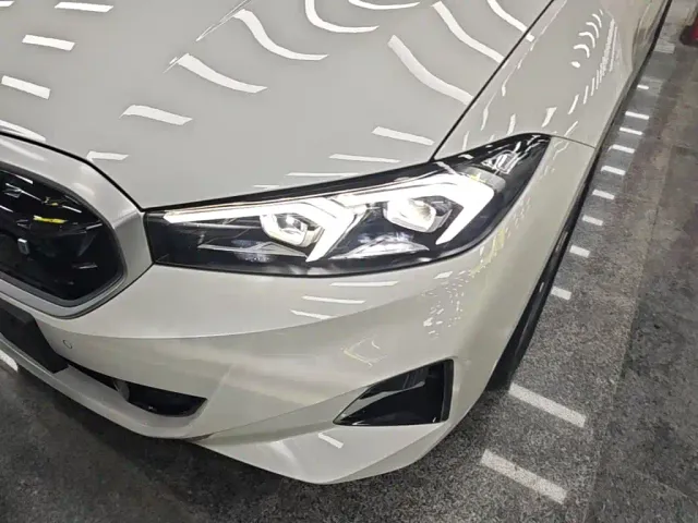 BMW i3 — Фото автомобиля 23