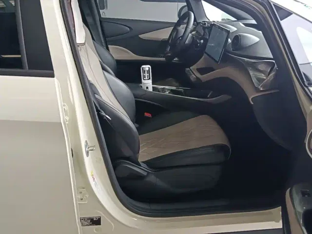 BYD Dolphin — Фото автомобиля 24