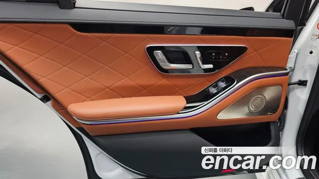 Mercedes-Benz S-Class — Фото автомобиля 18