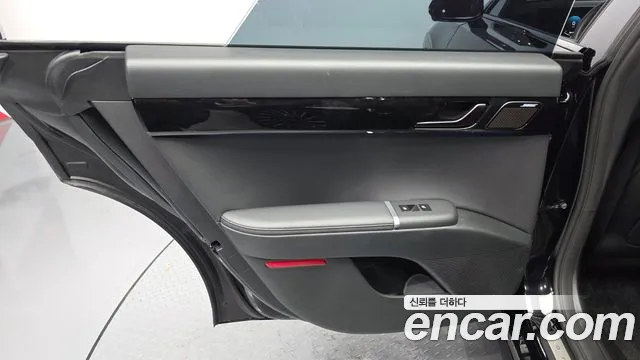 Hyundai Grandeur GN7 — Фото автомобиля 14