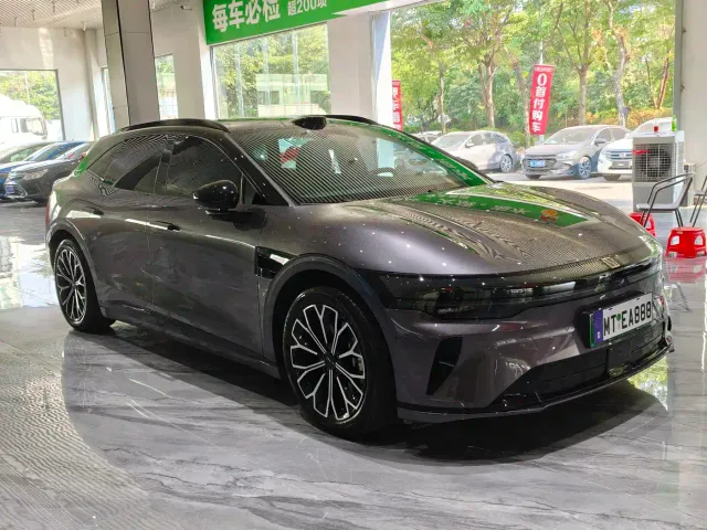 Zeekr 007 GT — Фото автомобиля 3