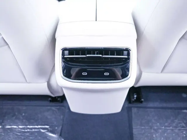 Dongfeng eπ 007 — Фото автомобиля 27
