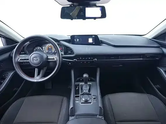 Mazda Mazda3 Axela 2021 2.0L Automatic Quality Edition — Фото автомобиля 6