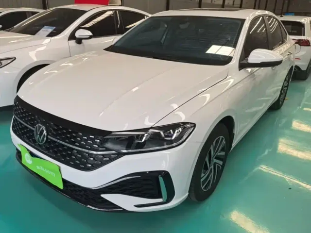 Фотография автомобиля — Volkswagen Lavida