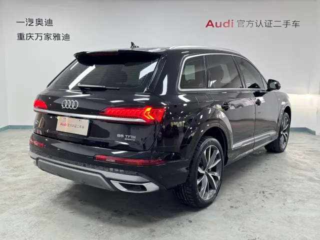 Audi Q7 — Фото автомобиля 8
