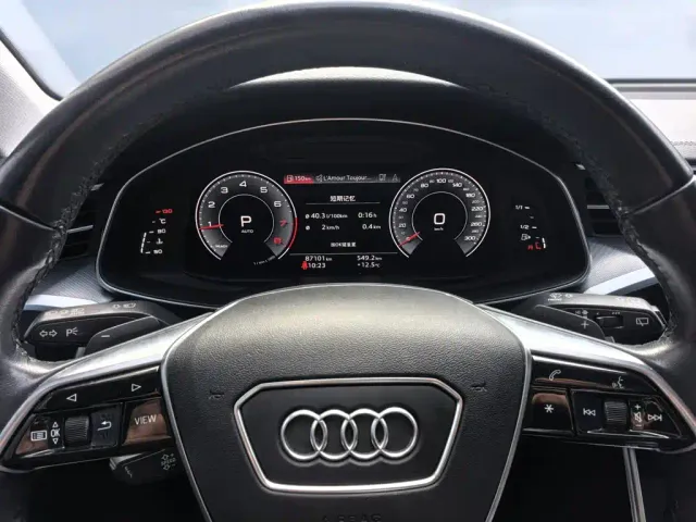 Audi A6 — Фото автомобиля 4