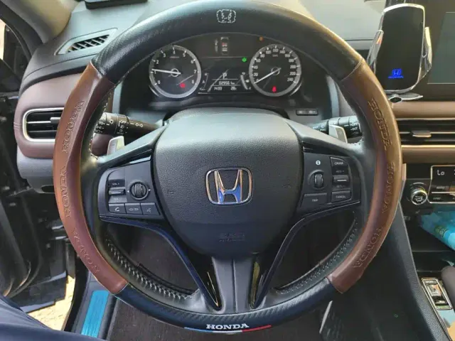 Honda UR-V — Фото автомобиля 15