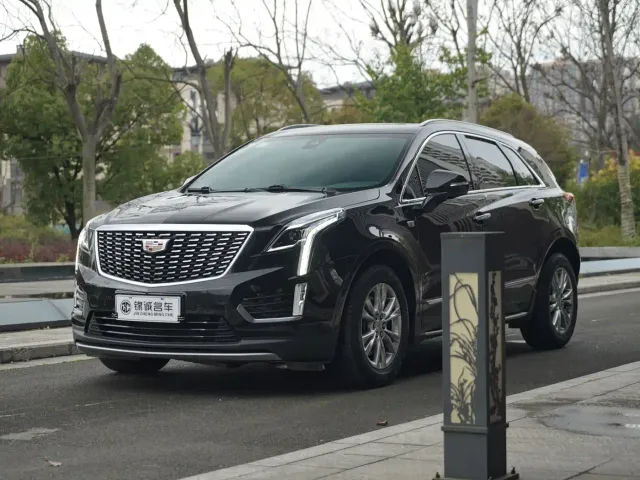 Фотография автомобиля — Cadillac XT5