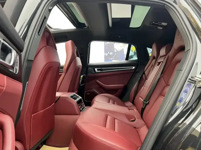 Porsche Panamera — Фото автомобиля 22