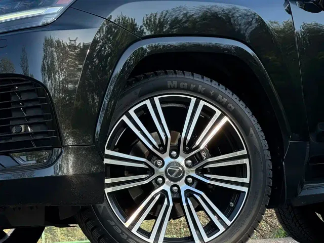 Lexus LX — Фото автомобиля 12