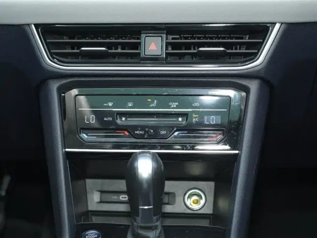 Volkswagen Tharu — Фото автомобиля 8