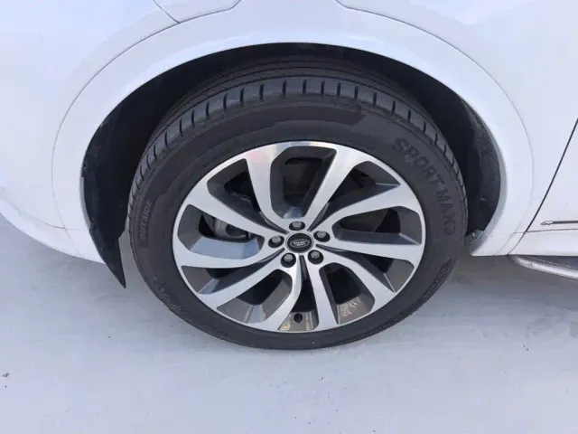 Land Rover Discovery Sport — Фото автомобиля 22