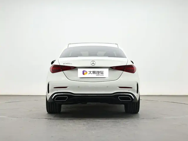 Mercedes-Benz C-Class — Фото автомобиля 4