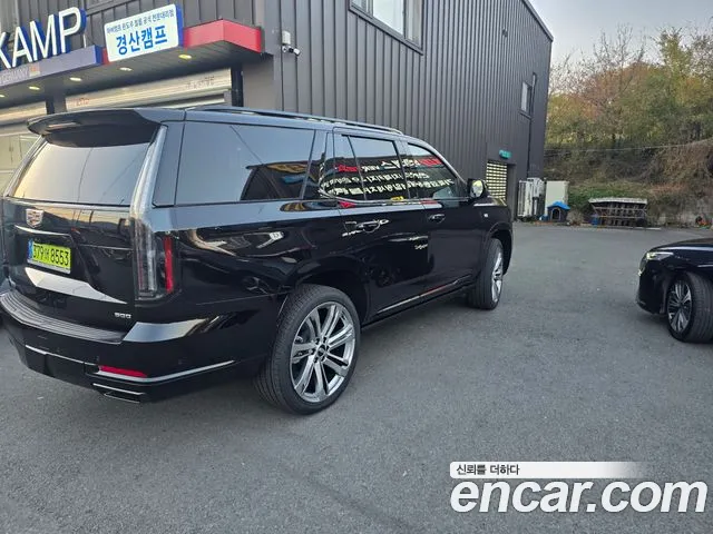 Cadillac Escalade — Фото автомобиля 2