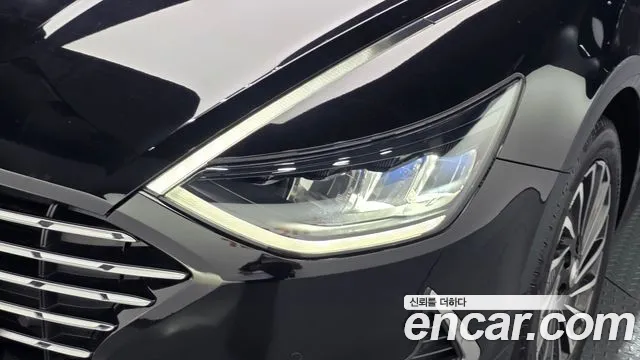 Hyundai Sonata — Фото автомобиля 17
