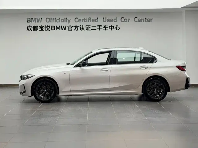 BMW 3 Series — Фото автомобиля 4