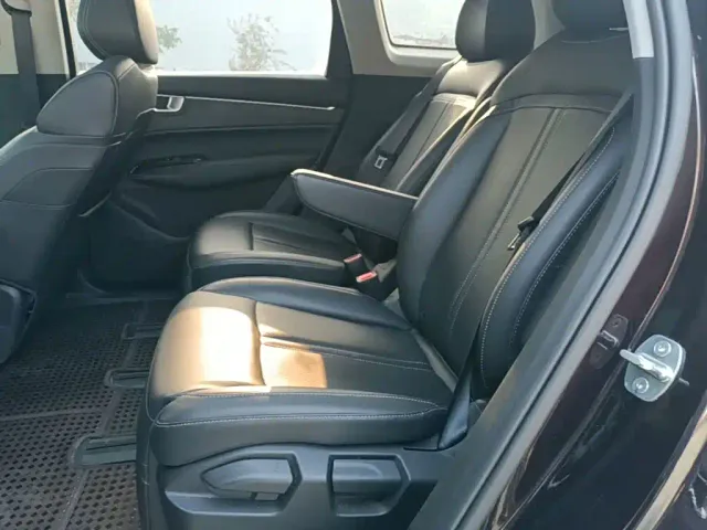 Wuling Victory — Фото автомобиля 16